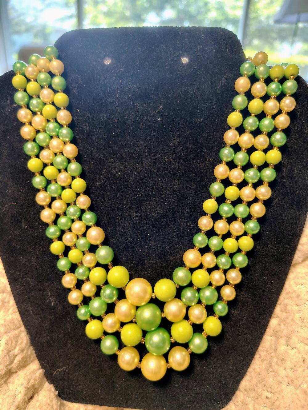 Vintage Japan 4 Strand Green Faux Pearl Bead Necklace Gold Tone Leaf Clasp MCM